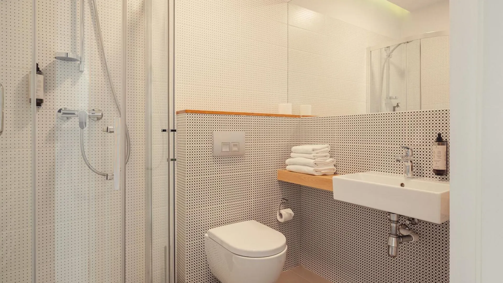 Hotel Faros Gdansk Airport