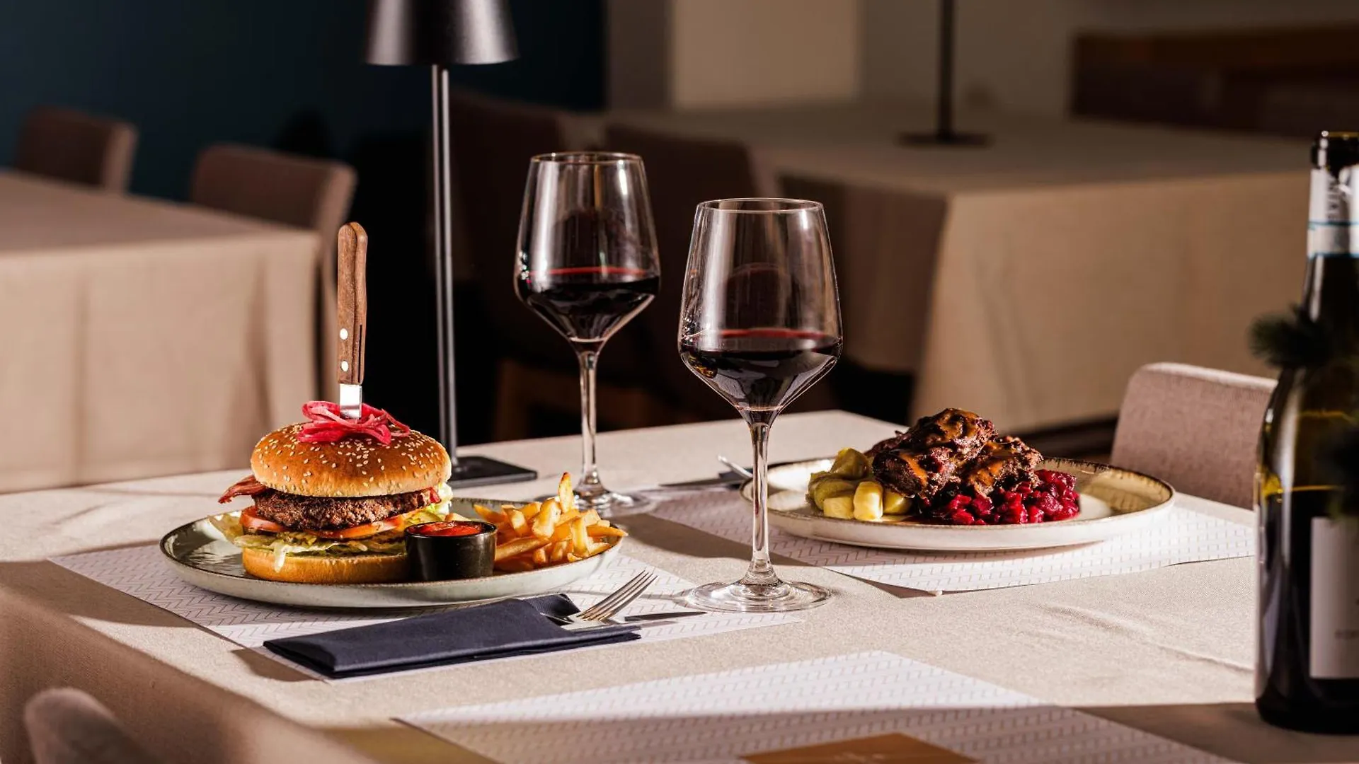 Hotel Faros Gdansk Airport
